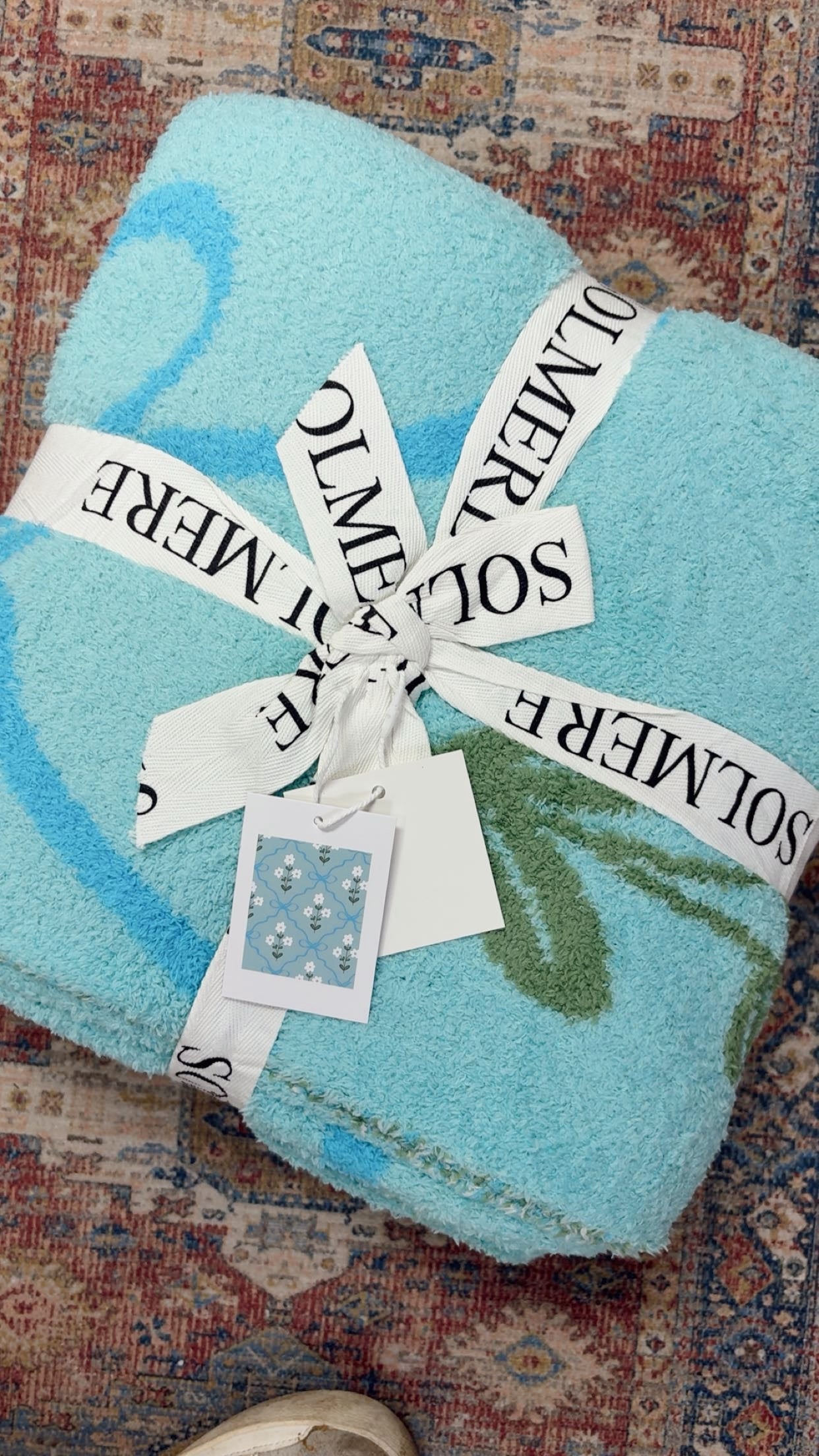 Cozy Cashmere Blanket- Blue Floral