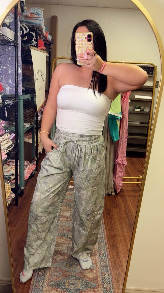 Woodland Camo Barrel Sweatpants