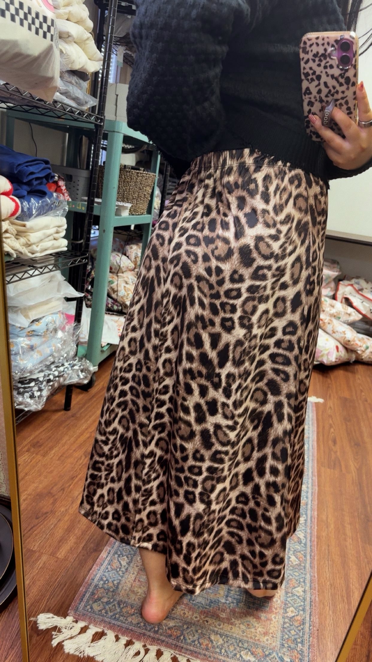 Chic And Classy Leopard Skirt