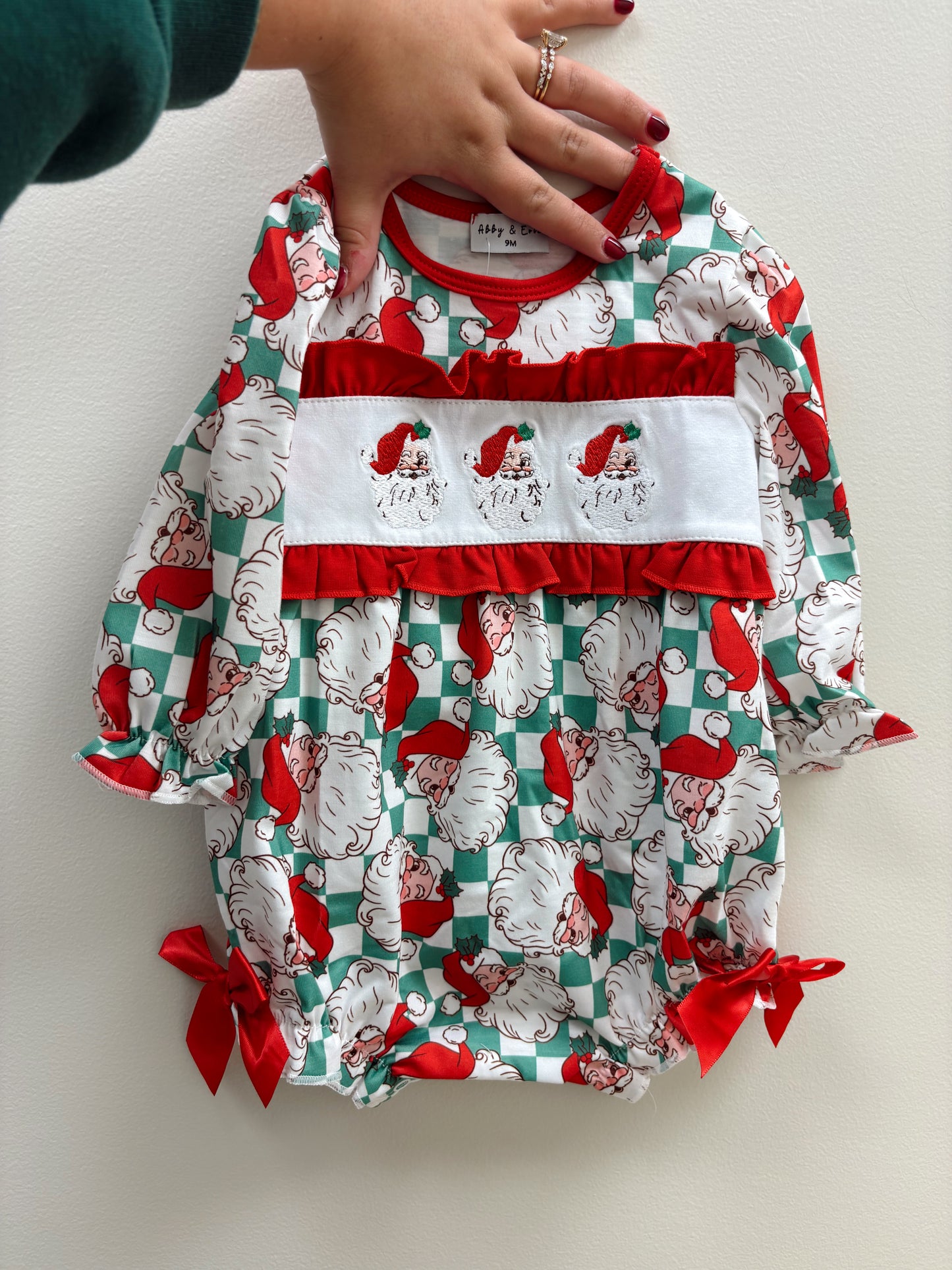 Santa Embroidery Ruffle Bubble