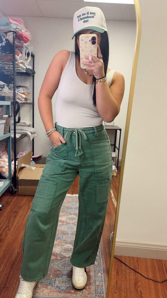 Evergreen Barrel Jeans