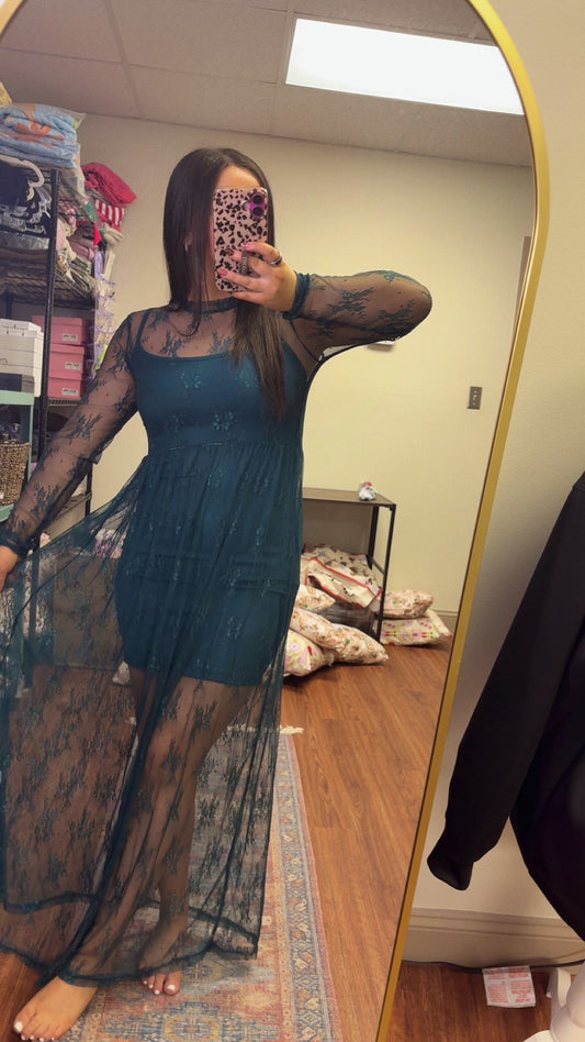 Elegant Babe Lace Dress