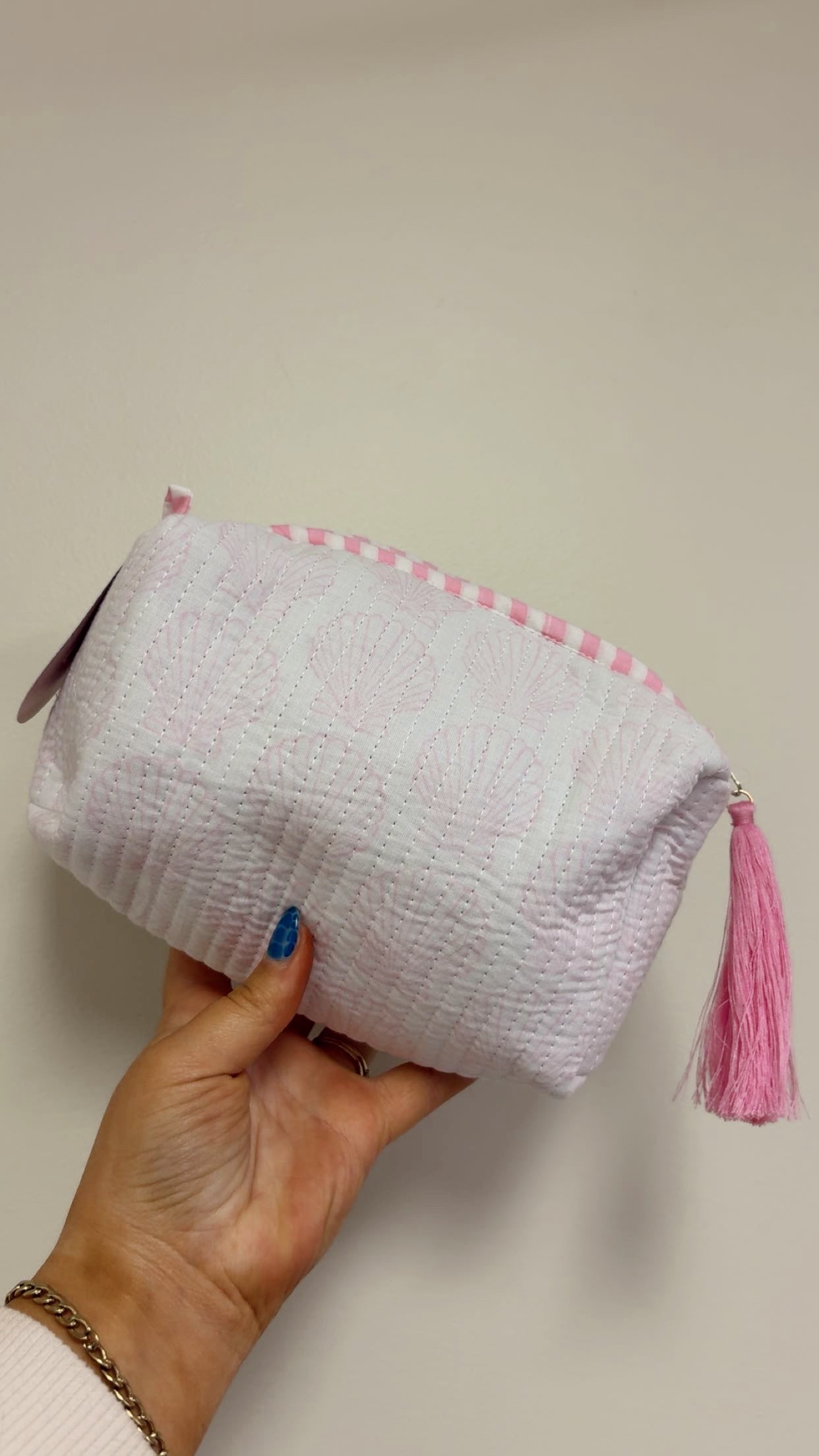 Quilted Makeup Bag - Pink Seashell
