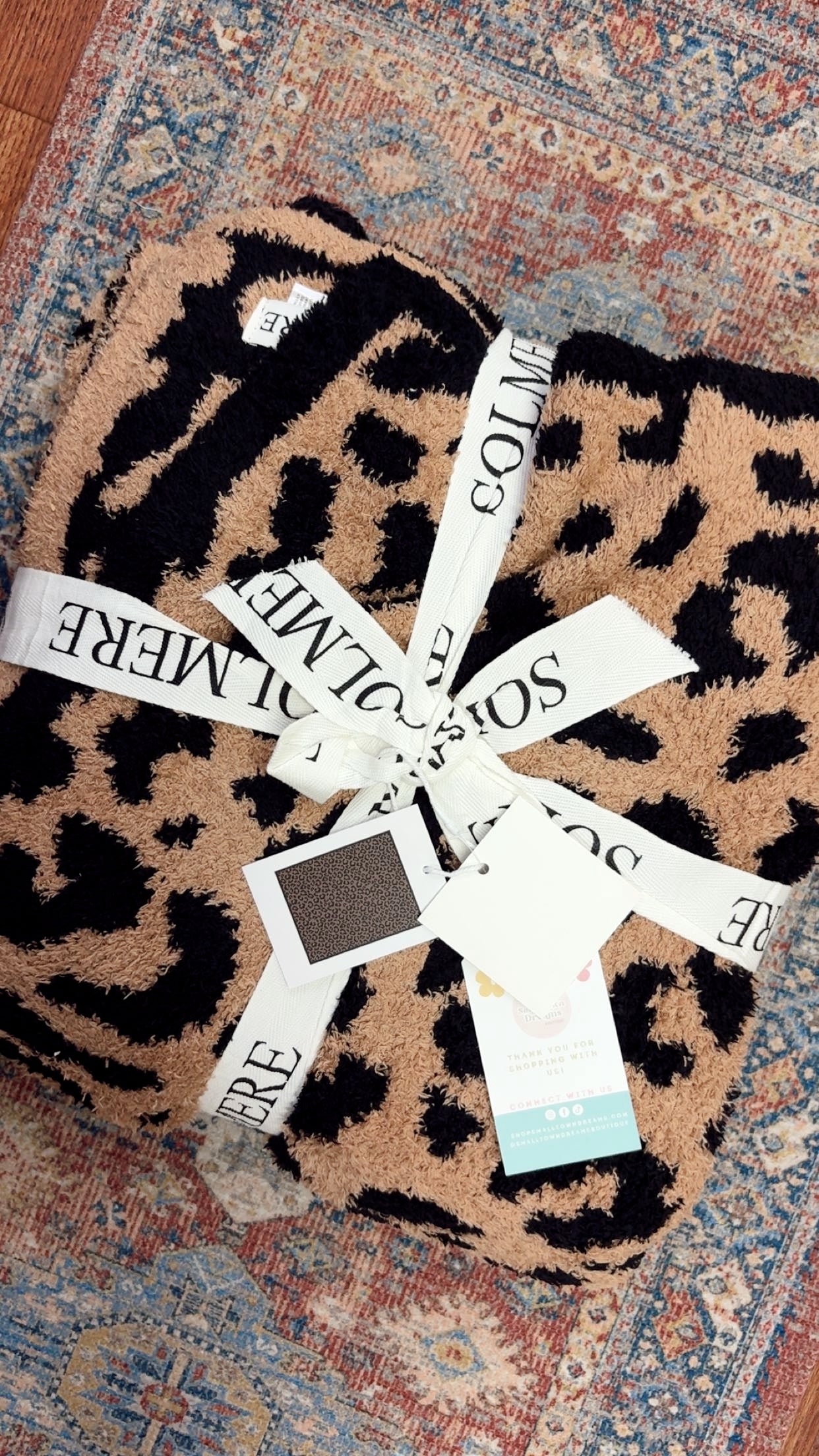 Cozy Cashmere Blanket- Brown Leopard